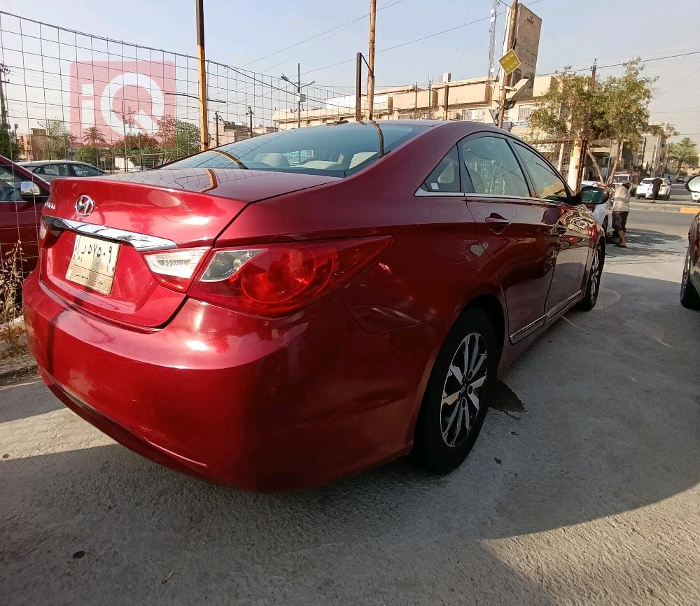 هیوندای سۆناتا